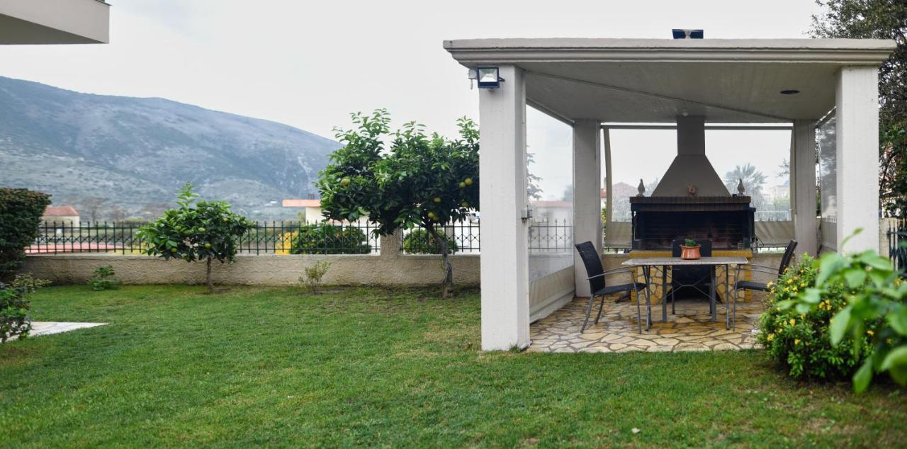 Διαμέρισμα Μεντησ Igoumenitsa Exterior foto