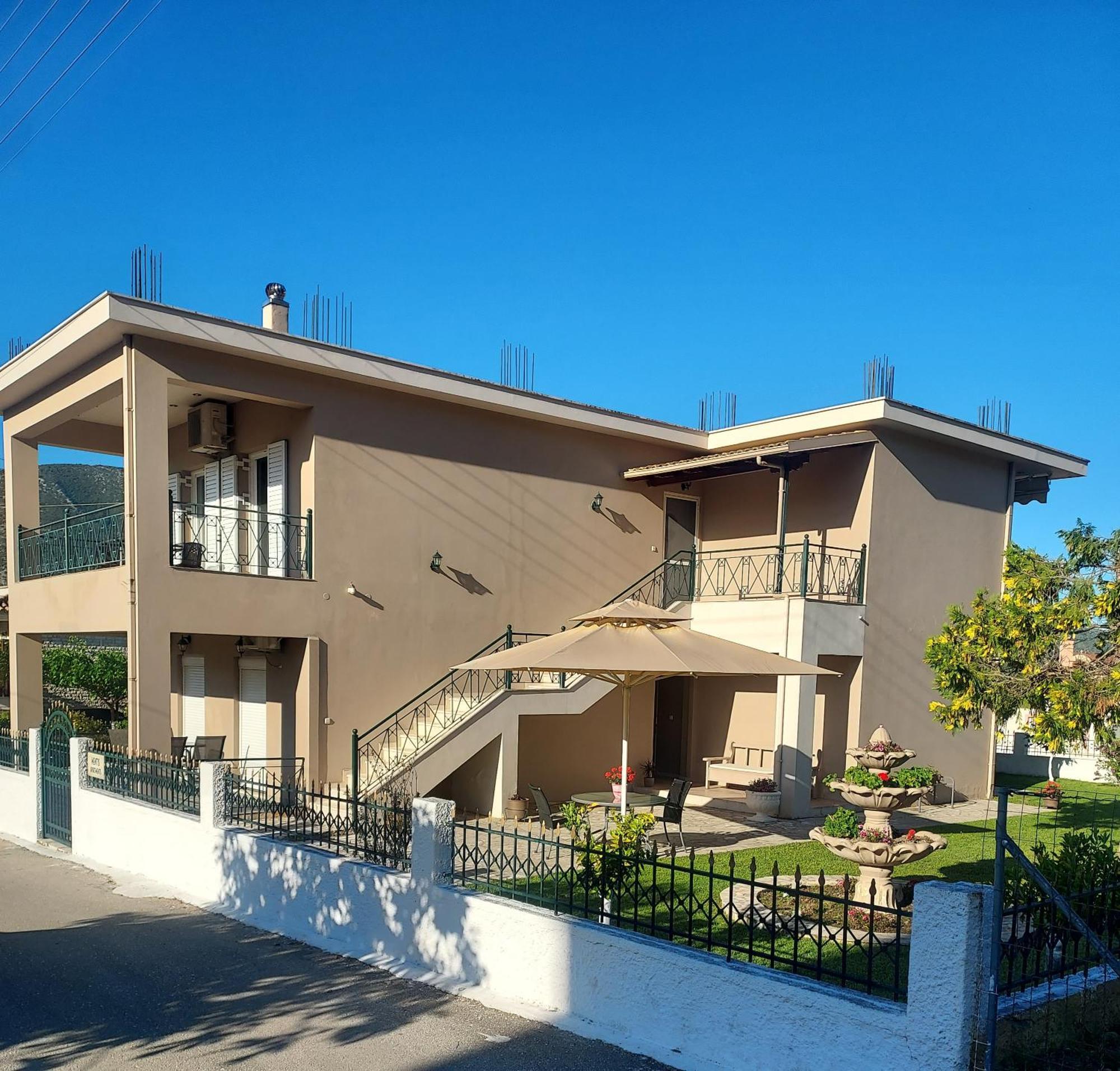 Διαμέρισμα Μεντησ Igoumenitsa Exterior foto